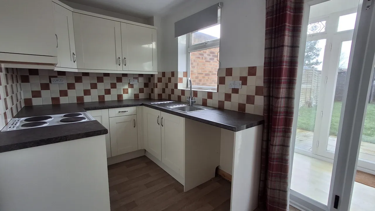 Summerfield Drive, SLEAFORD, photo 4