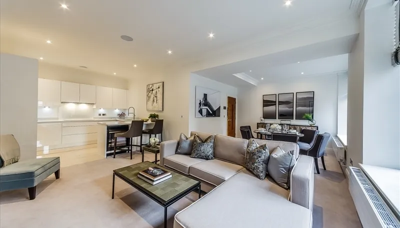 2 bed flat to rent — Rainville Road, LONDON