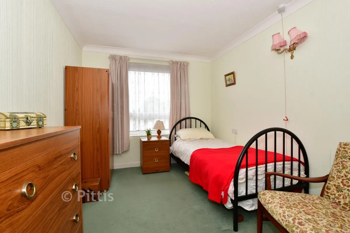 Currie Road, Sandown, PO36, photo 4