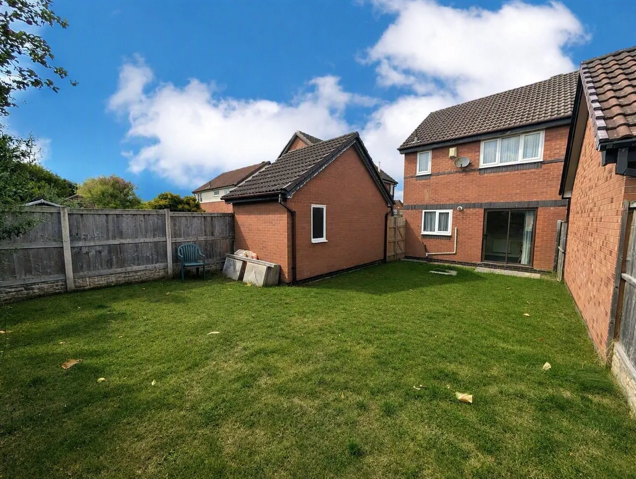 Greengates Crescent, Little Neston, CH64, photo 4