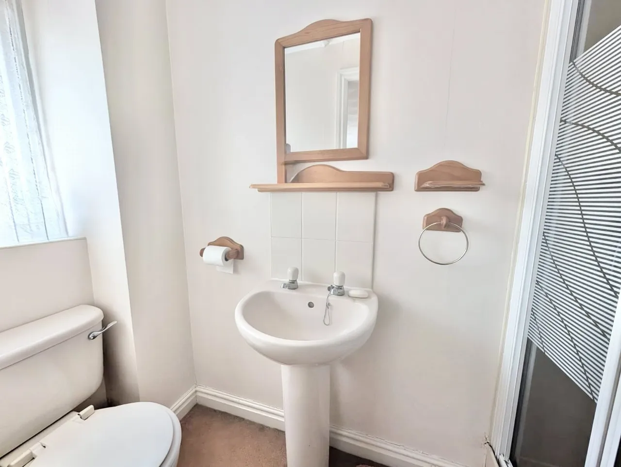 Greengates Crescent, Little Neston, CH64, photo 10