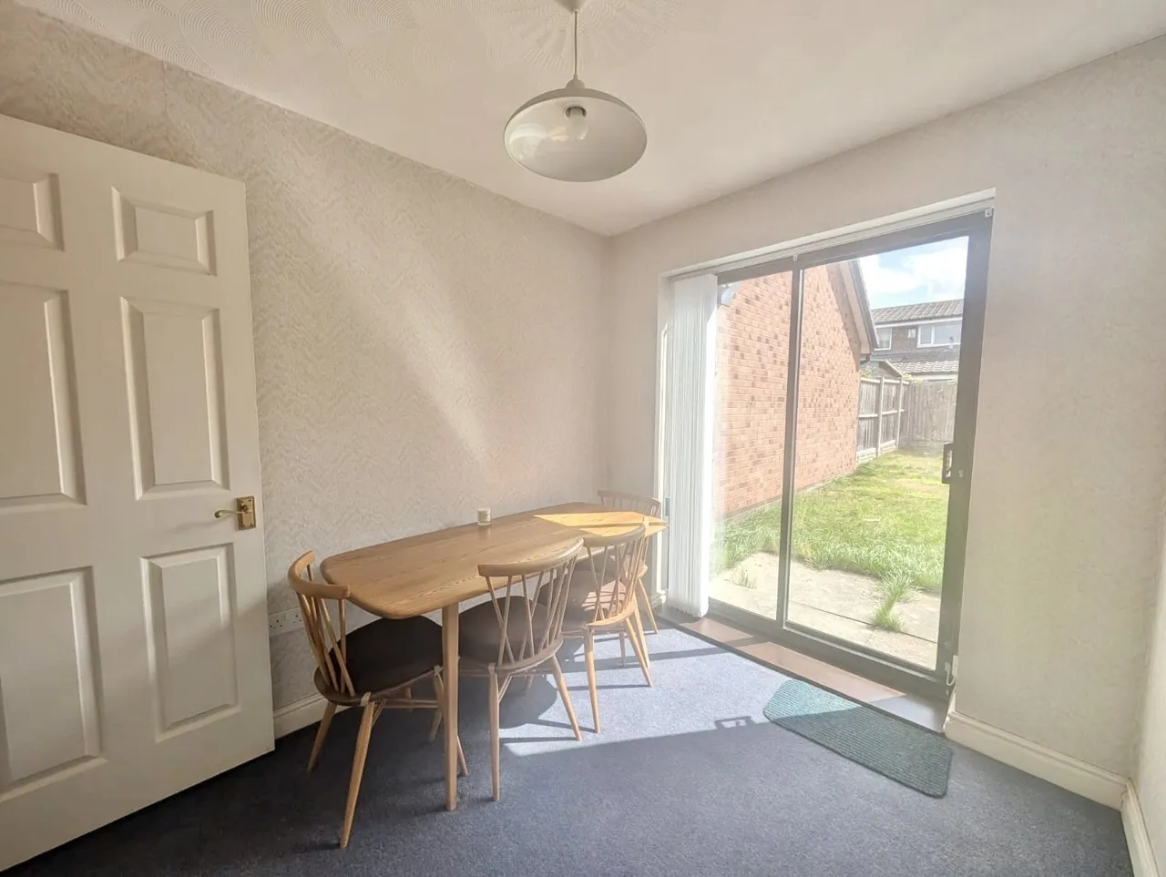 Greengates Crescent, Little Neston, CH64, photo 6