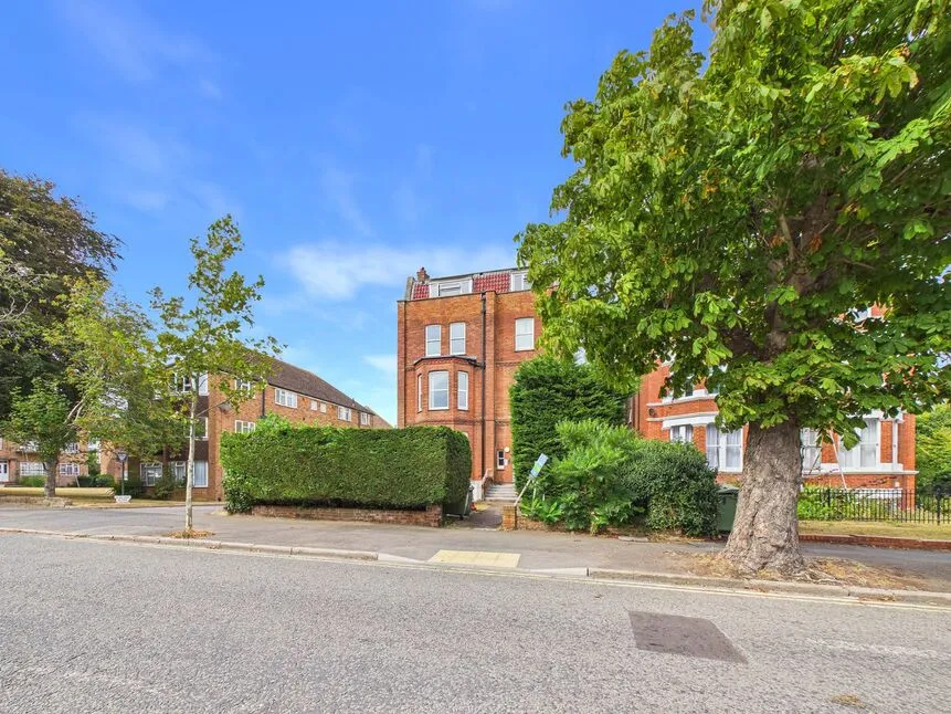 Shorncliffe Road, Folkestone, CT20, photo 13
