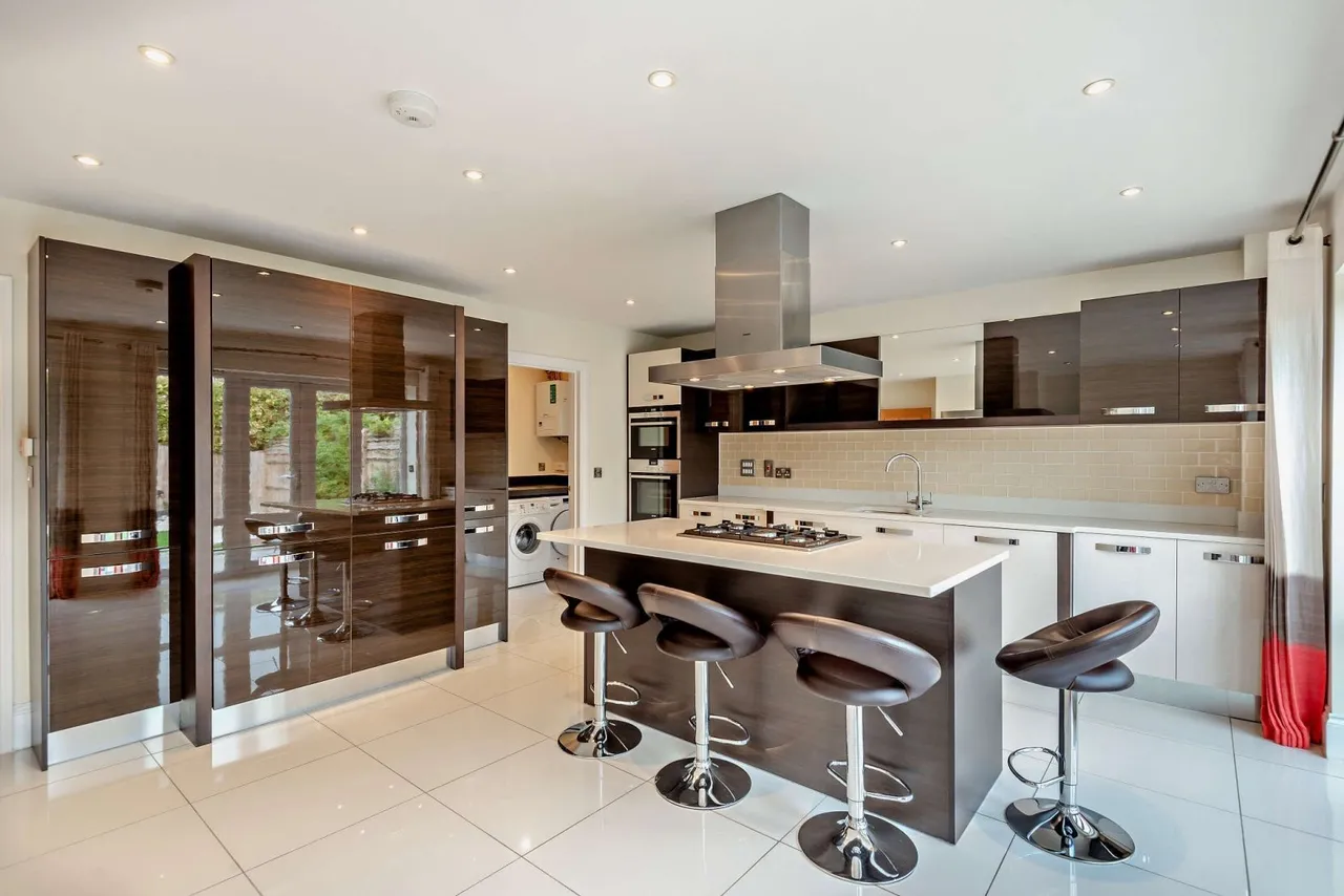 Ethorpe Close, Gerrards Cross, SL9, photo 4