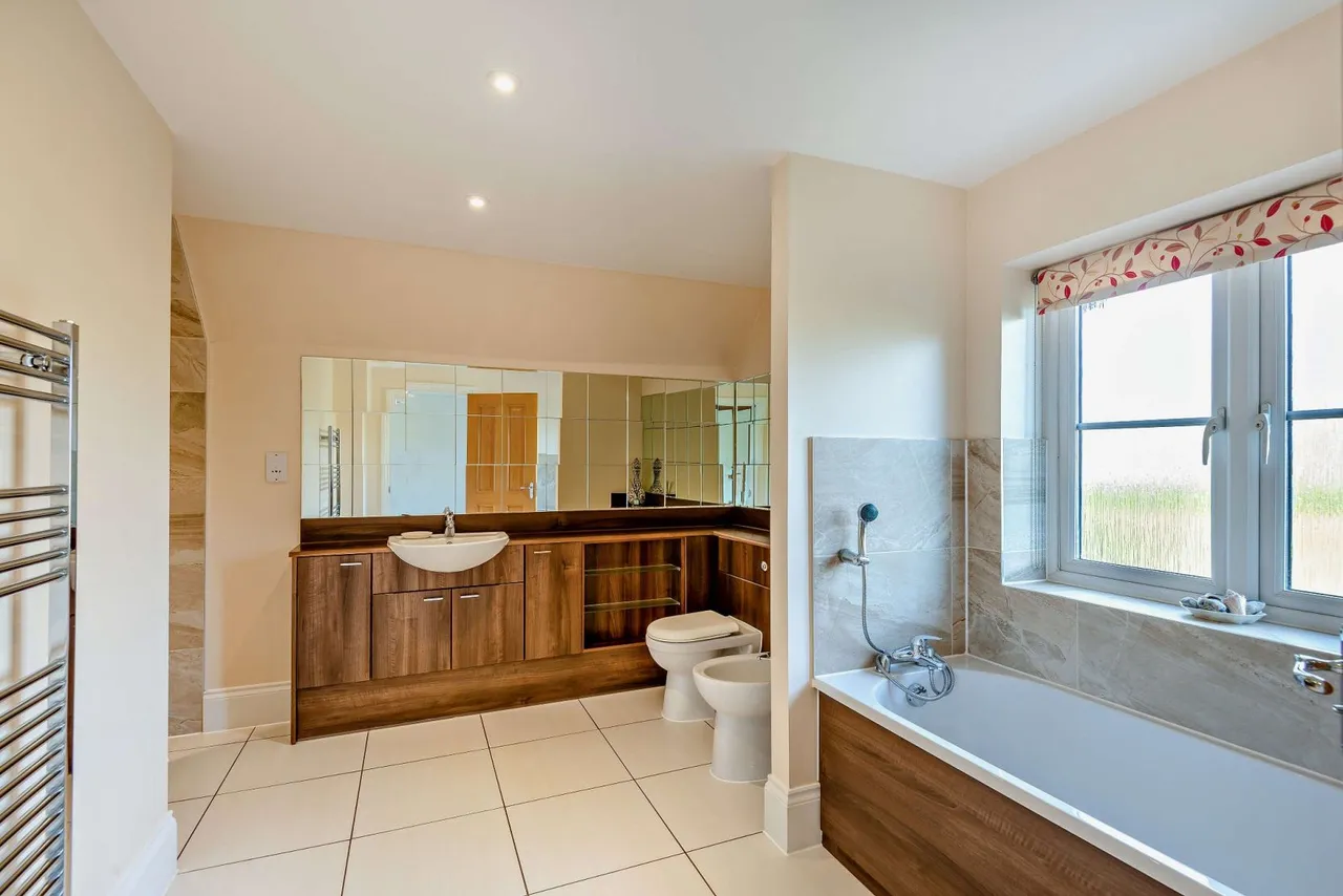 Ethorpe Close, Gerrards Cross, SL9, photo 8