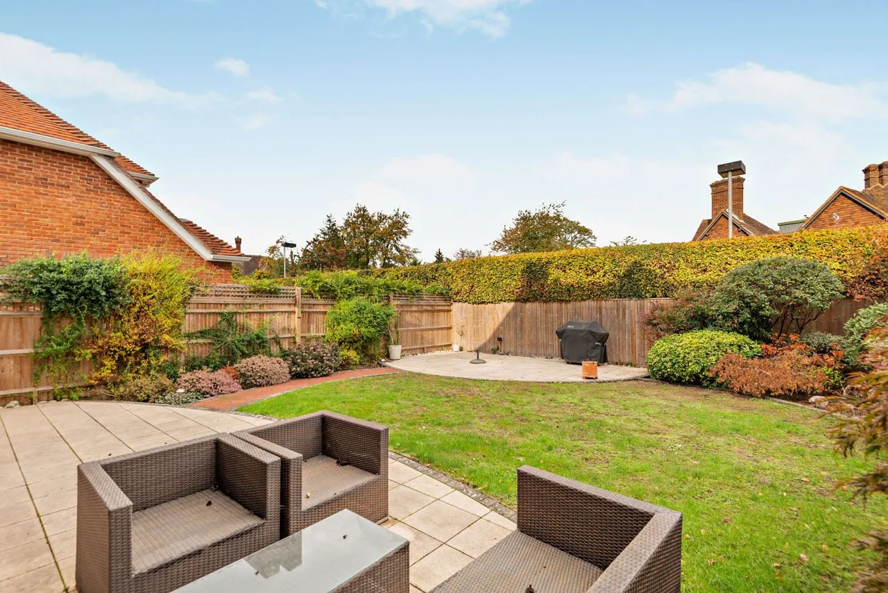 Ethorpe Close, Gerrards Cross, SL9, photo 18