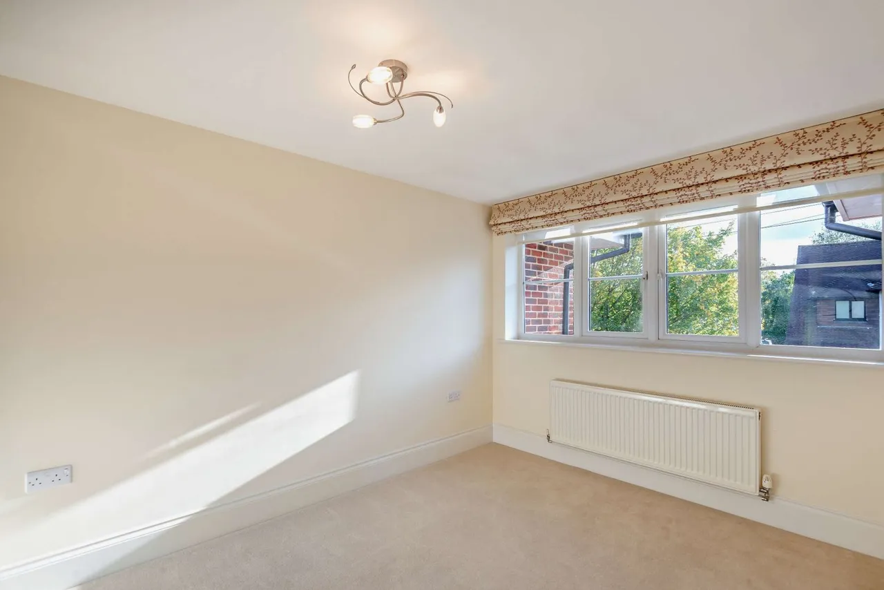 Ethorpe Close, Gerrards Cross, SL9, photo 10