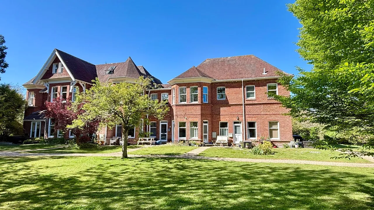 2 bed house for sale, Rhinefield Road, Brockenhurst, SO42