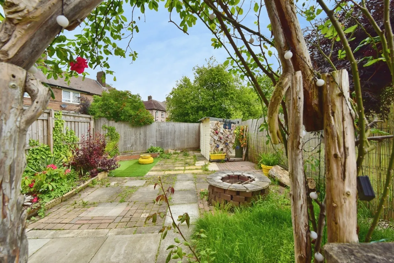 Deerlands Avenue, Sheffield, South Yorkshire, S5, photo 12