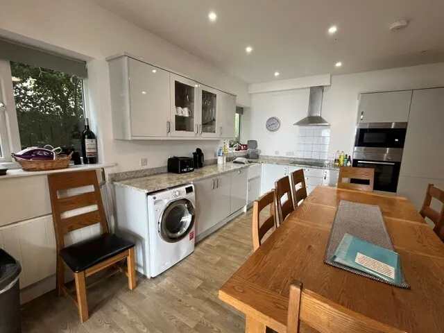 Yardley House, PL11, photo 10