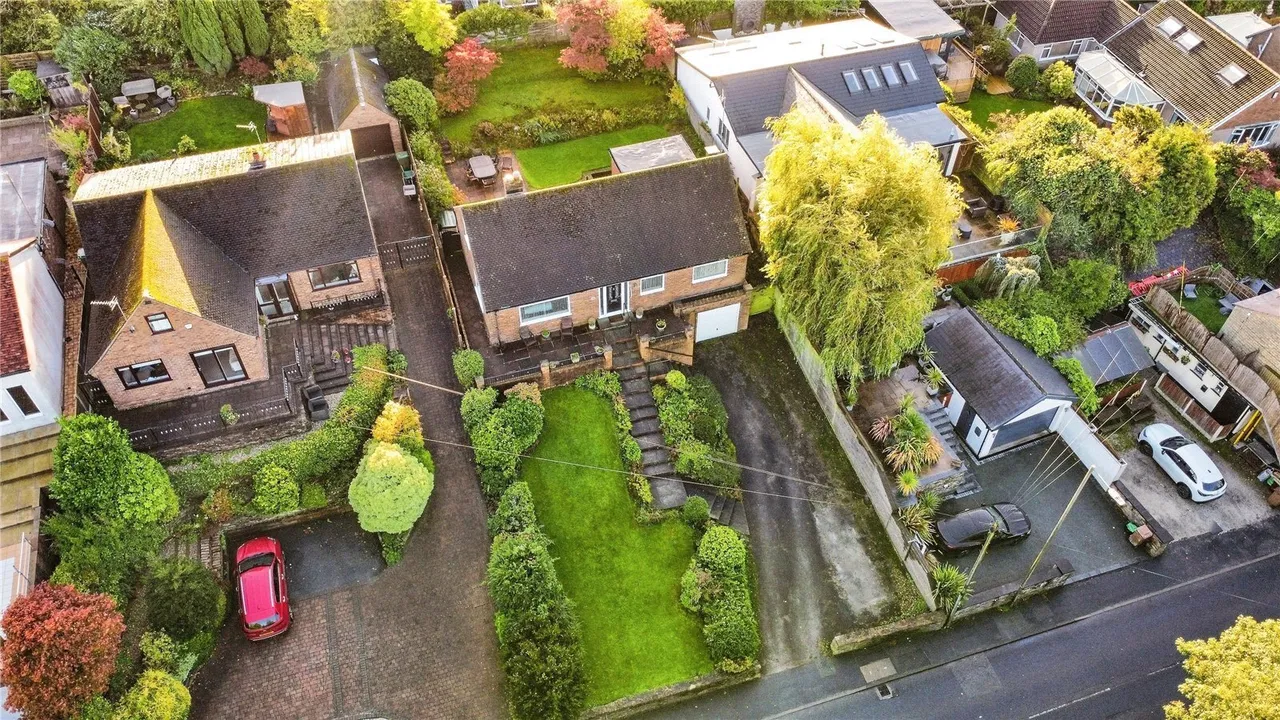 Main Street, Billinge, WN5, photo 16