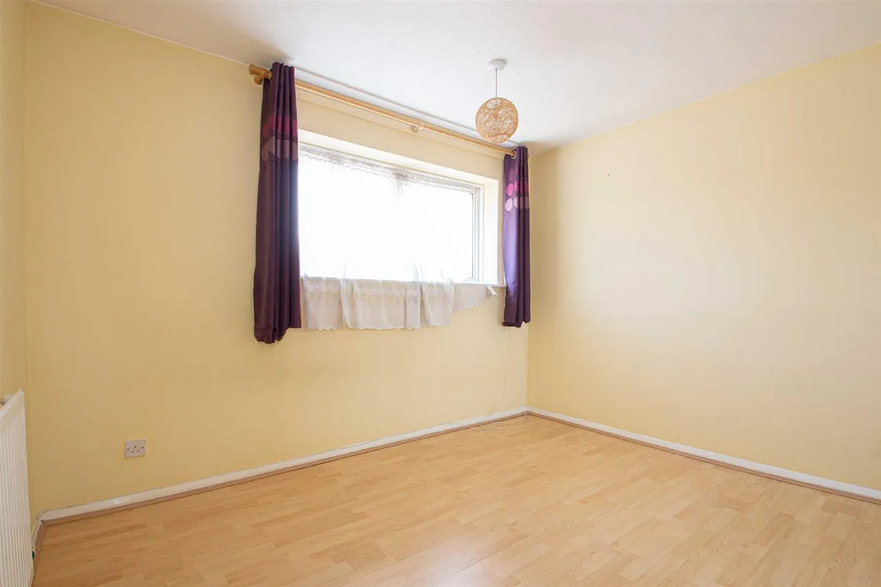 Favell Drive, Furzton, photo 11