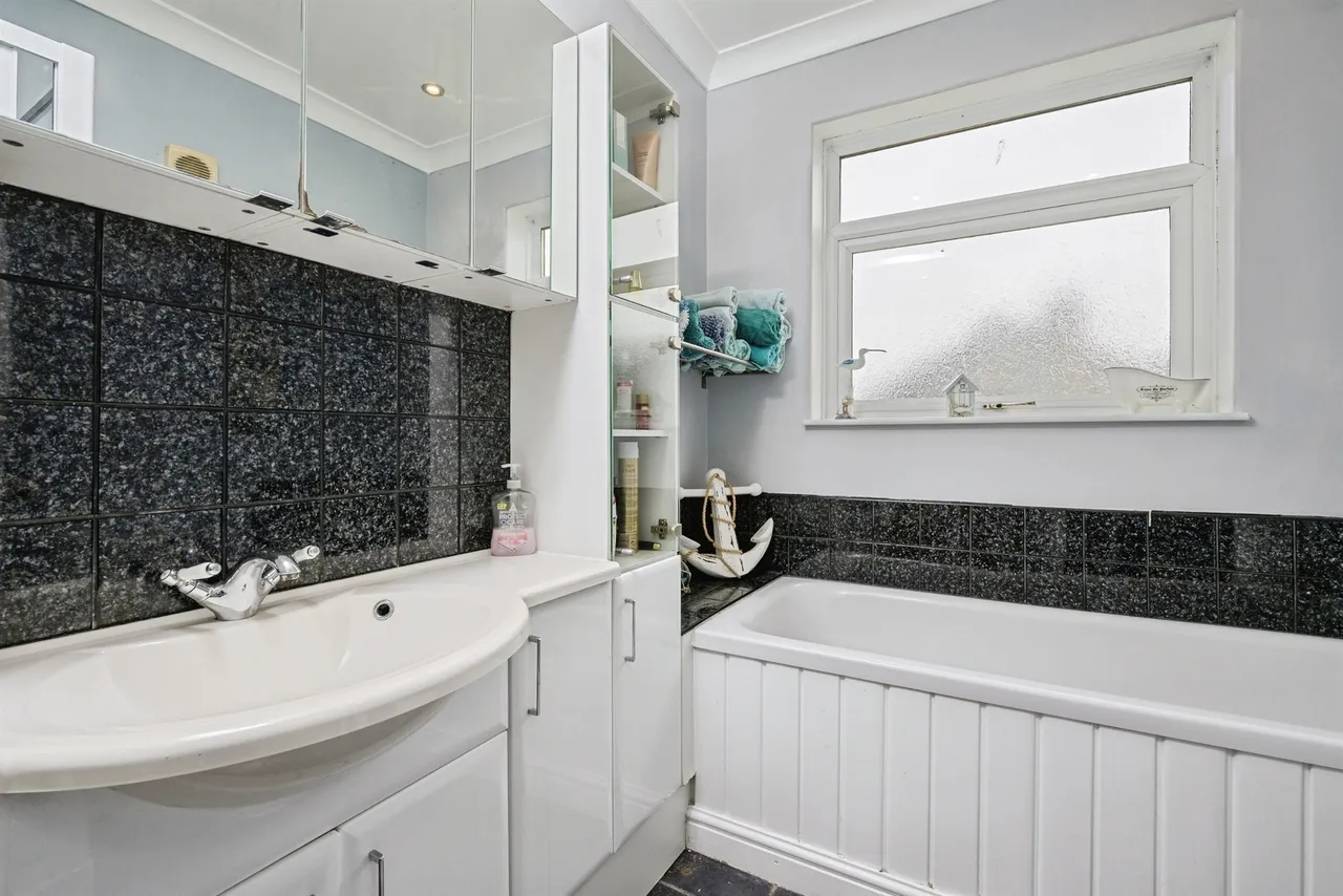 Callington Road, Saltash, PL12, photo 15