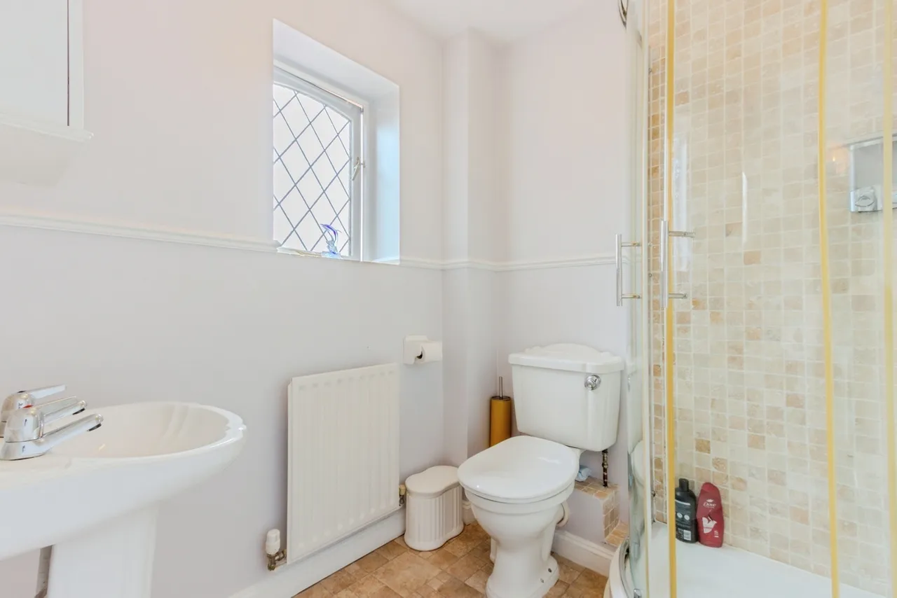 St. Mary's Row, Sheerness, ME12, photo 15