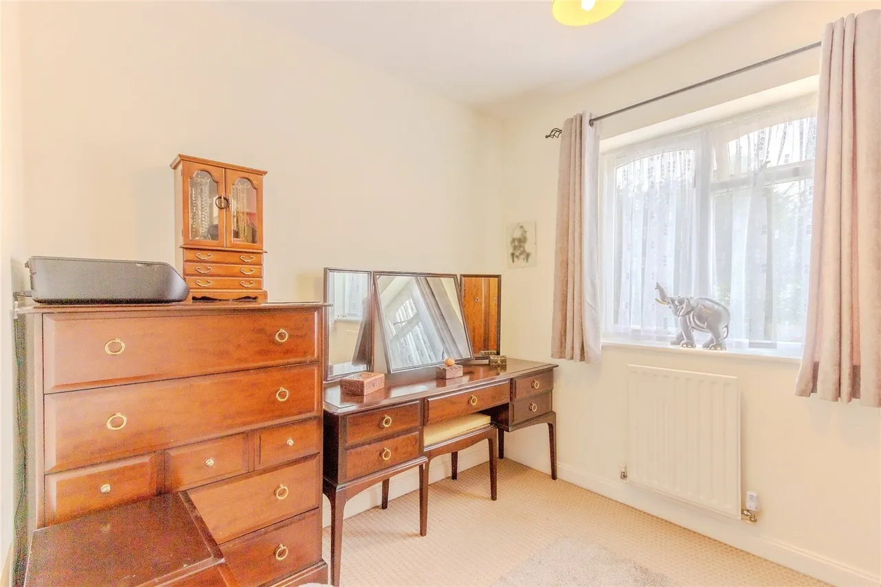 St. Mary's Row, Sheerness, ME12, photo 17
