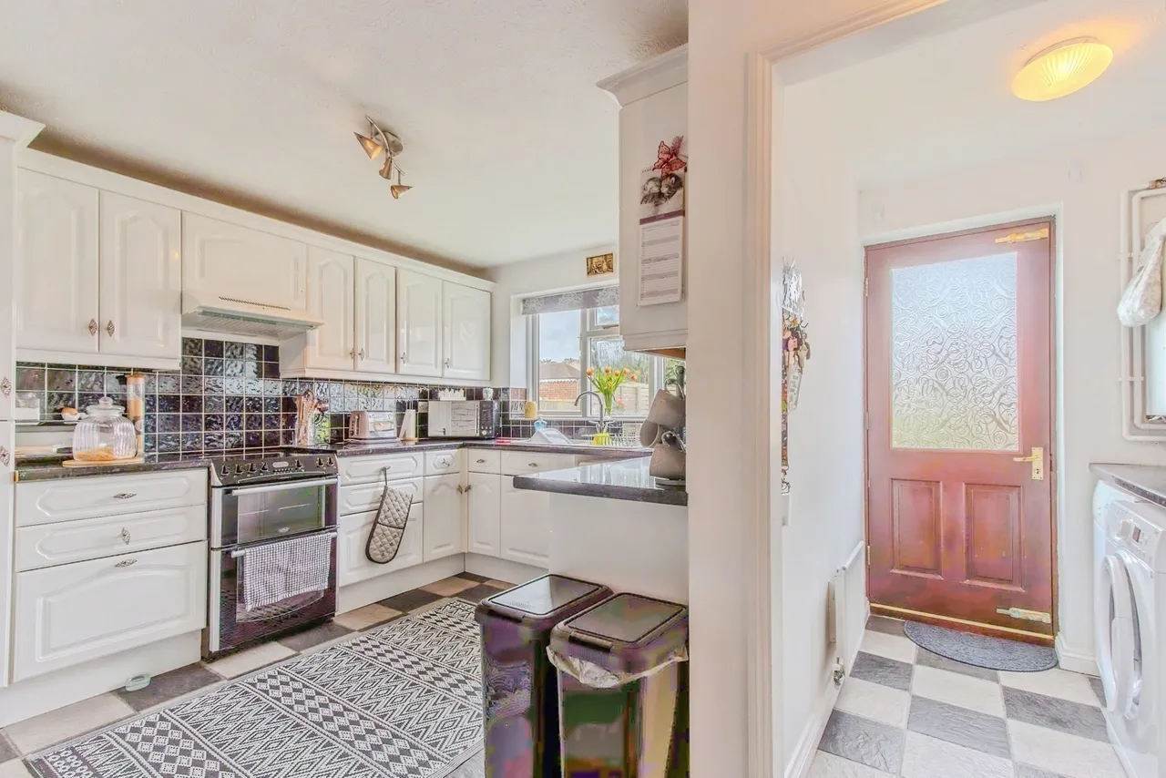 St. Mary's Row, Sheerness, ME12, photo 9