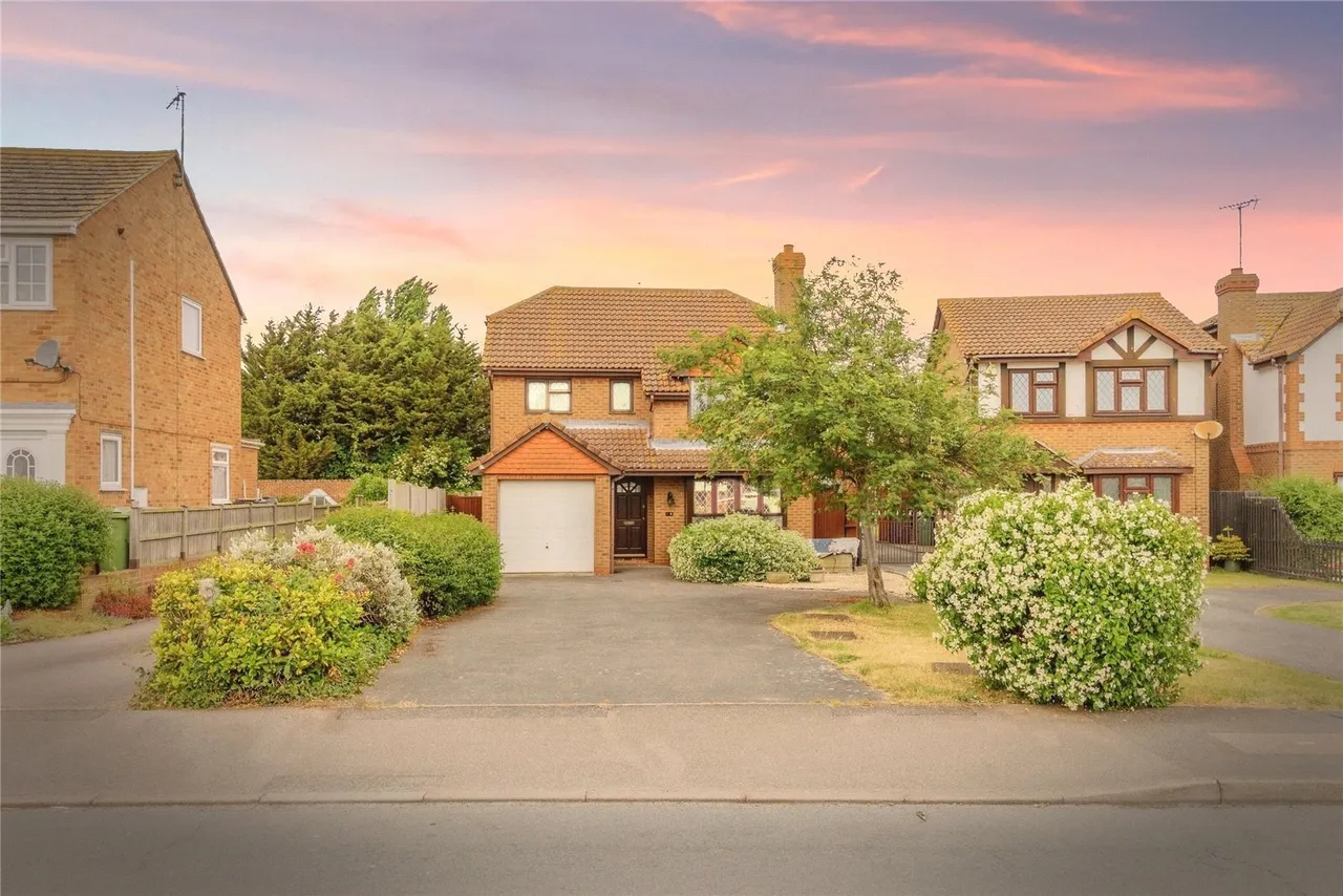 4 bed house for sale, St. Mary's Row, Sheerness, ME12
