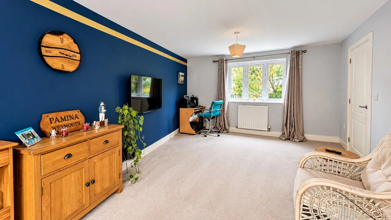 Streamside Walk, Milborne Port, DT9, photo 6
