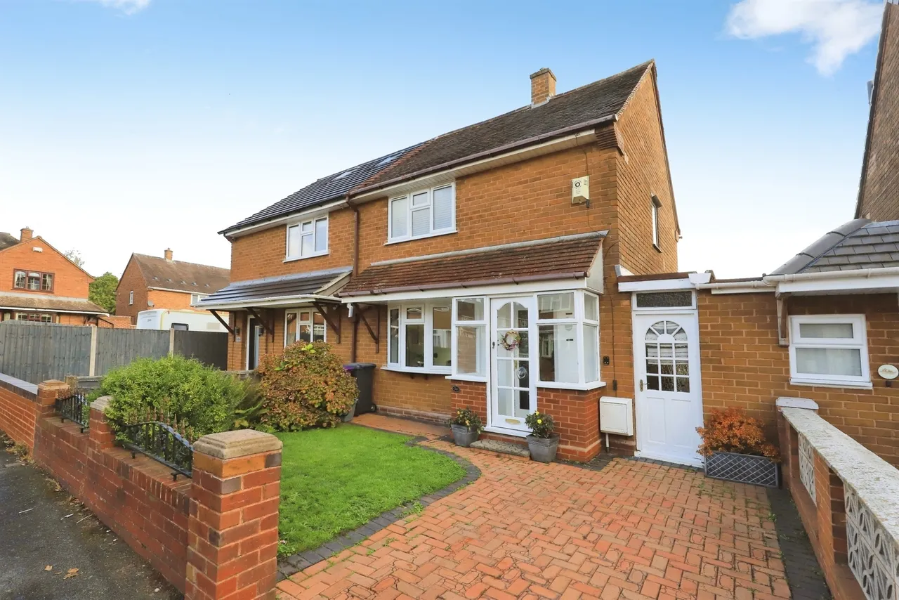 2 bed house for sale, Higgs Road, Ashmore Park, WV11