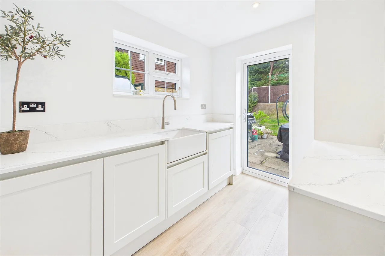 Chesters Road, Camberley, GU15, photo 11