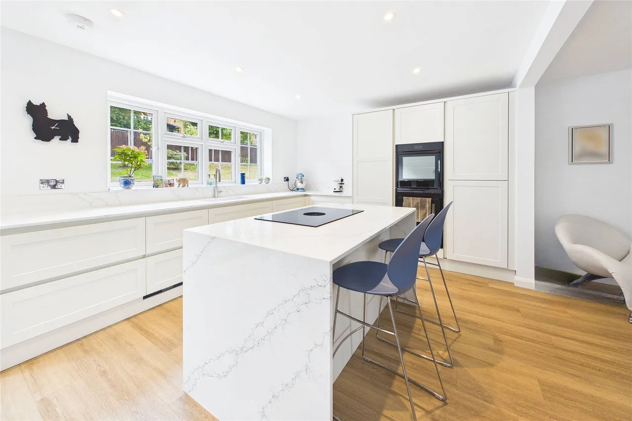 Chesters Road, Camberley, GU15, photo 4