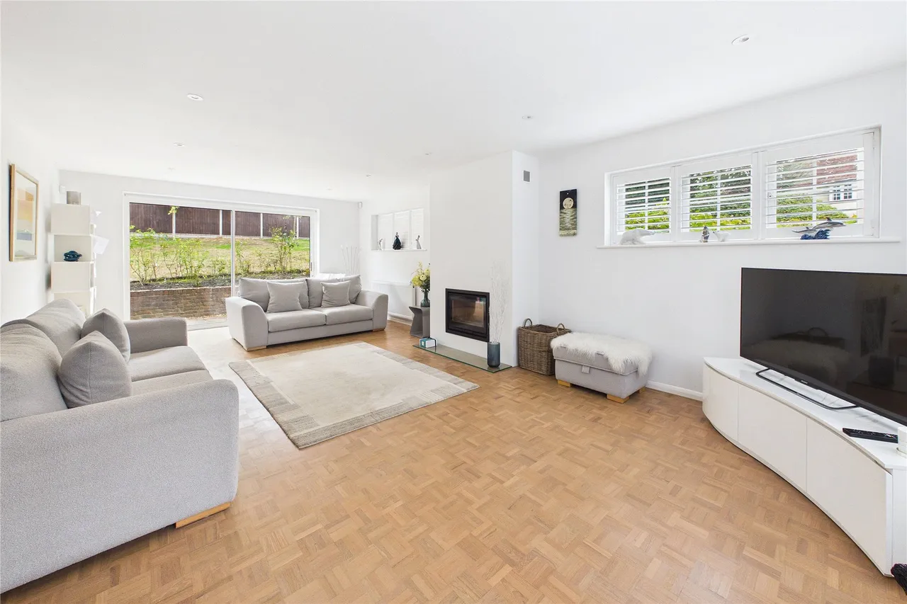 Chesters Road, Camberley, GU15, photo 9