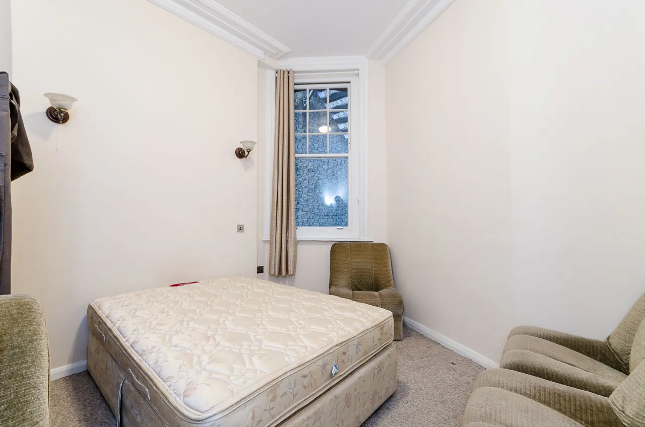 5 Moscow Mansions, 224 Cromwell Road, London, photo 5