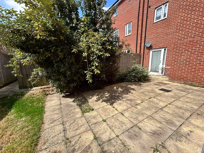 Vauxhall Way, Dunstable LU6 1BF, photo 6