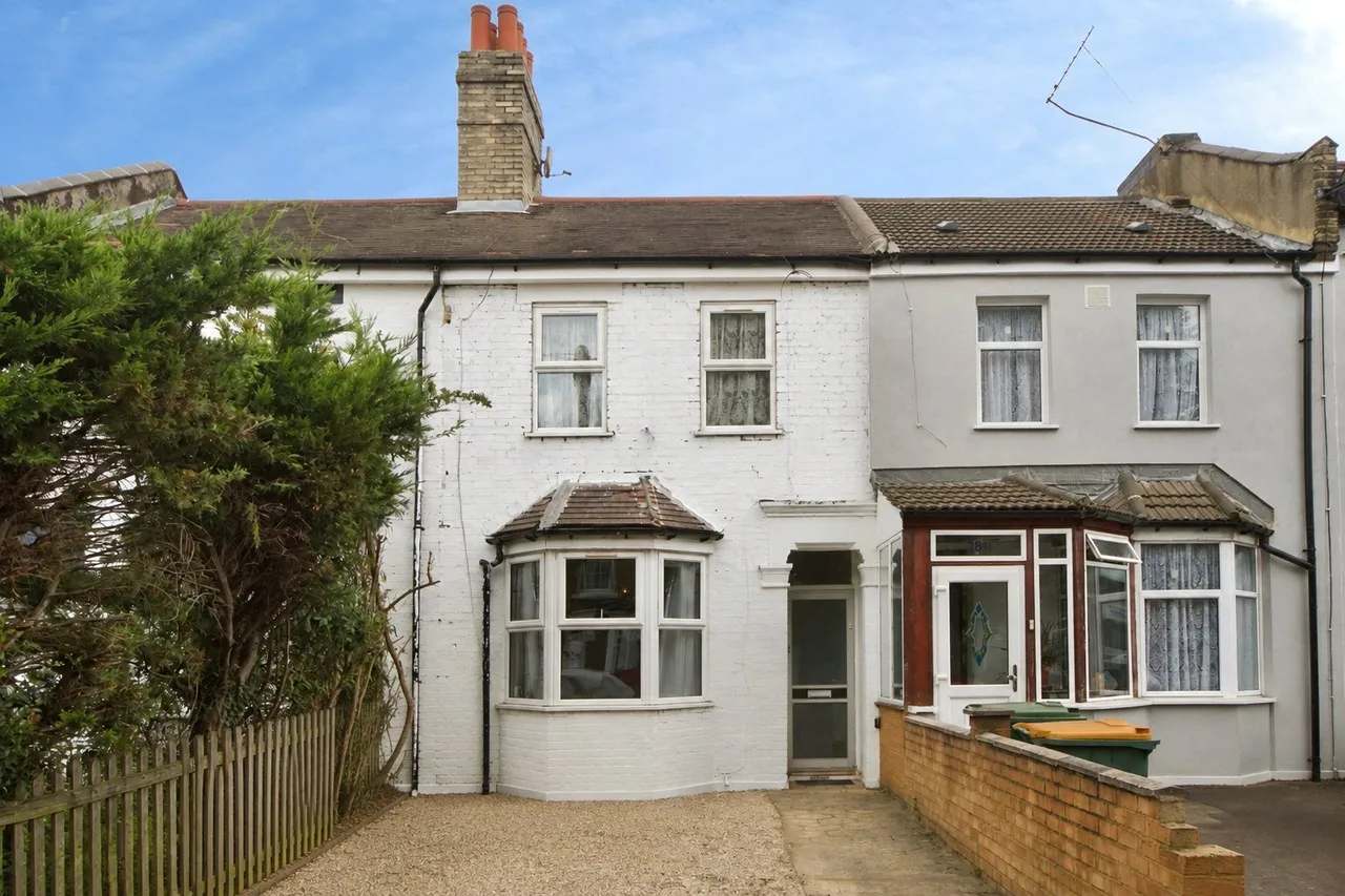 3 bed house for sale, Shrewsbury Road, Forest Gate, E7