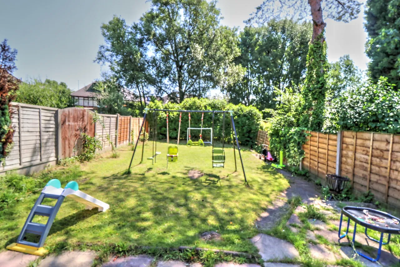 Norfolk Crescent, Manchester, M35, photo 23