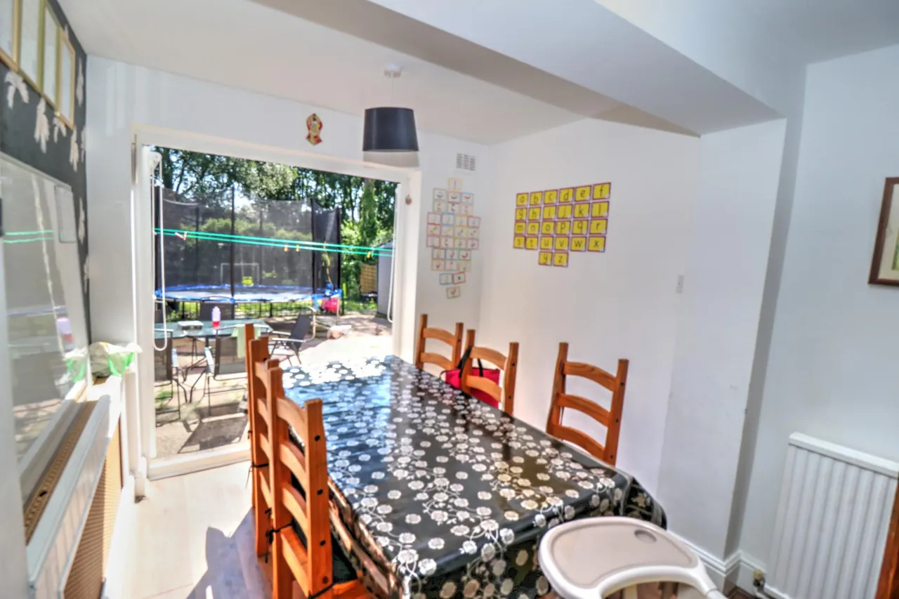 Norfolk Crescent, Manchester, M35, photo 5