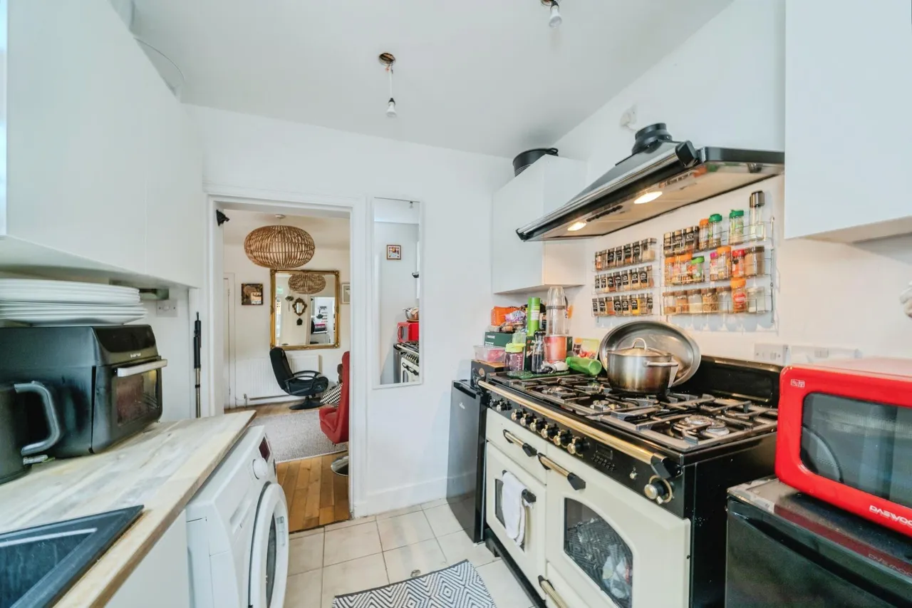 Lower Court Road, Epsom, KT19, photo 7