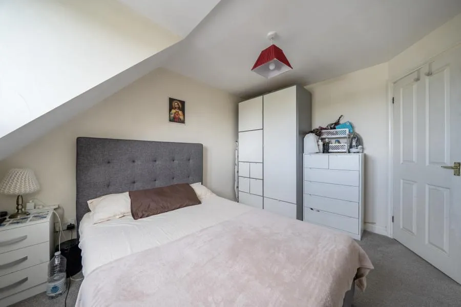 Burford Road, Carterton, OX18, photo 6