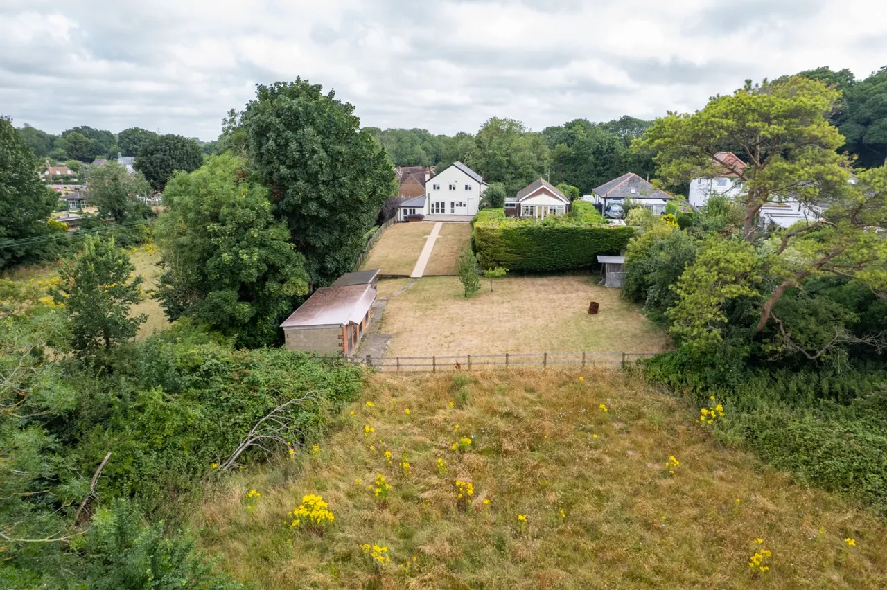 Shooters Hill, Eythorne, CT15, photo 16