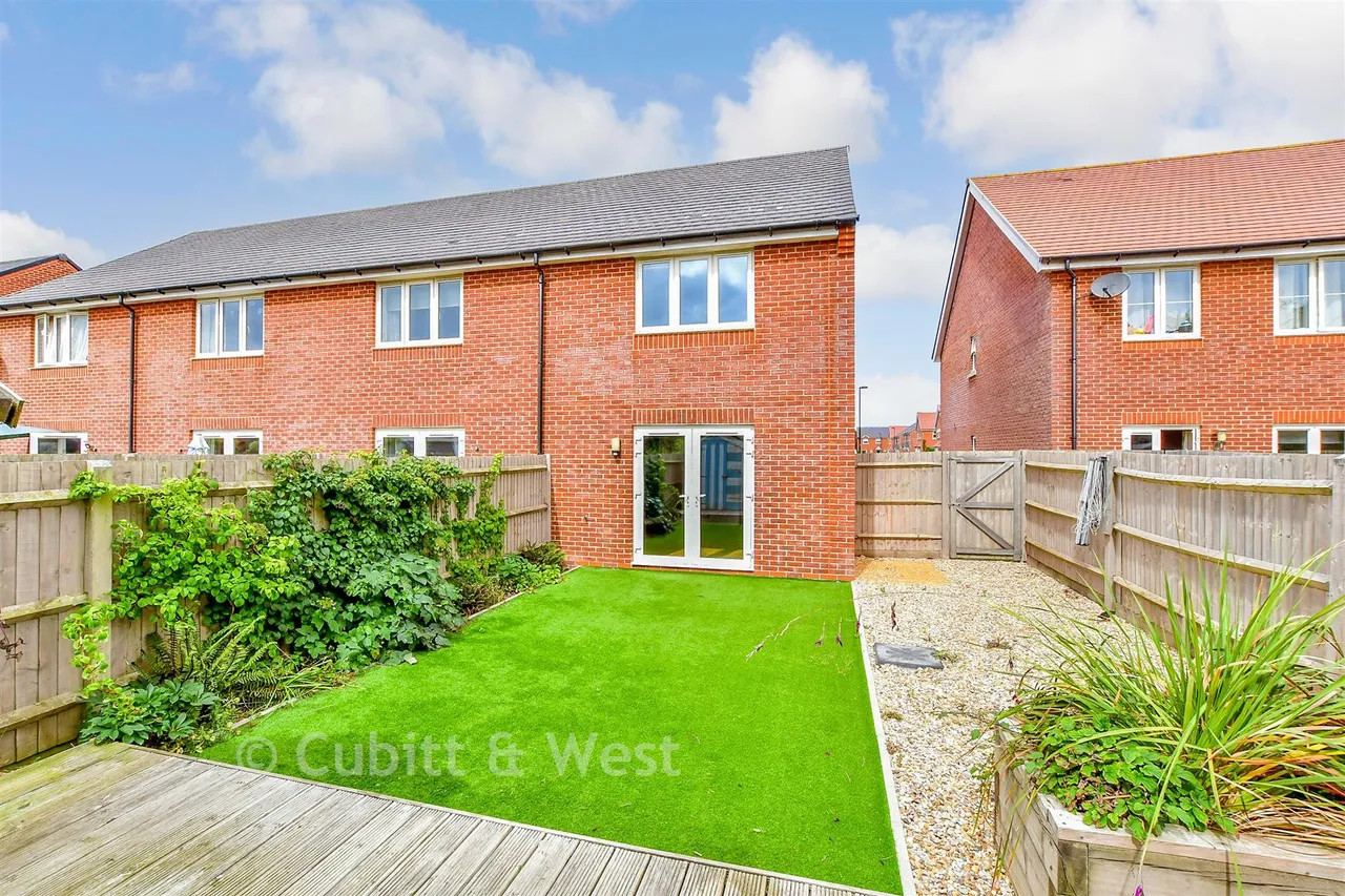 Maple Drive, Bracklesham Bay, PO20, photo 9