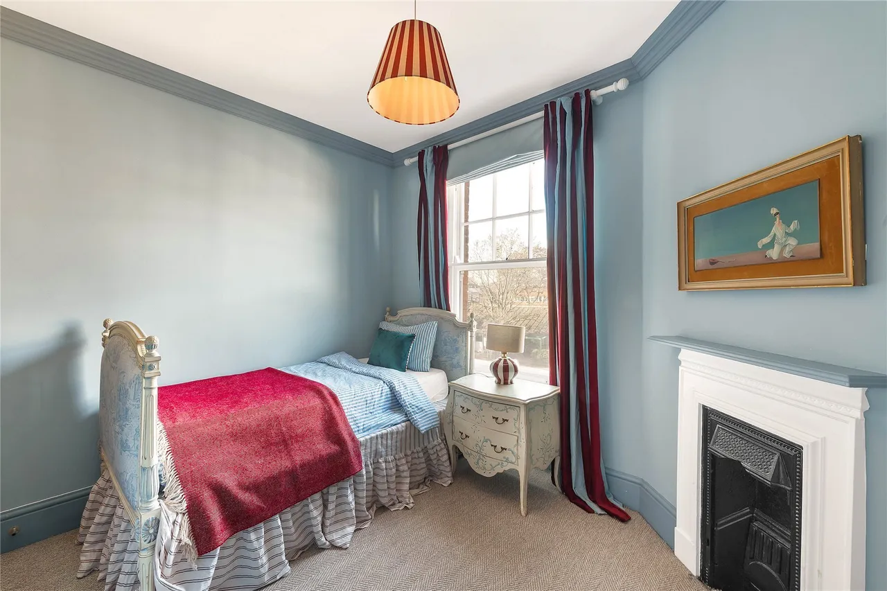 Cambridge Mansions, Cambridge Road, London, SW11, photo 9