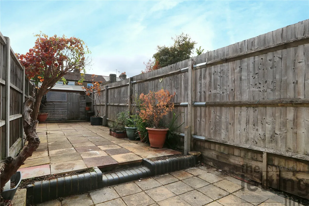 Gordon Road, Enfield, Middlesex, EN2 0PY, photo 10
