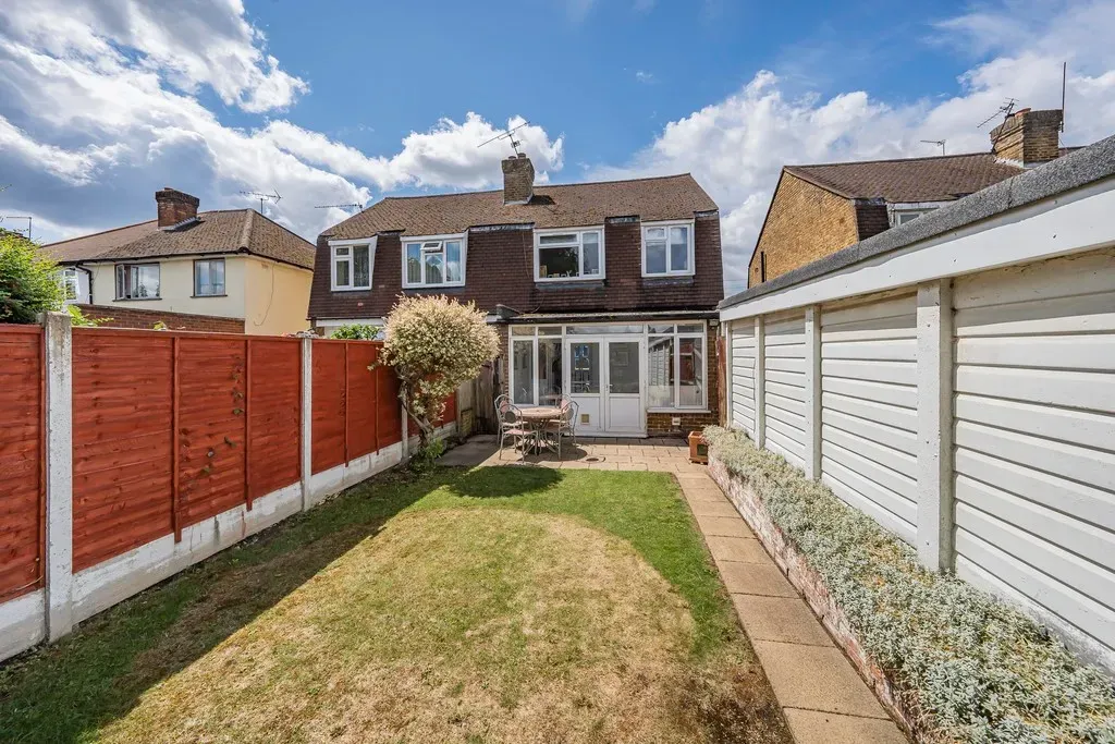 Oxford Gardens, Denham, UB9, photo 29