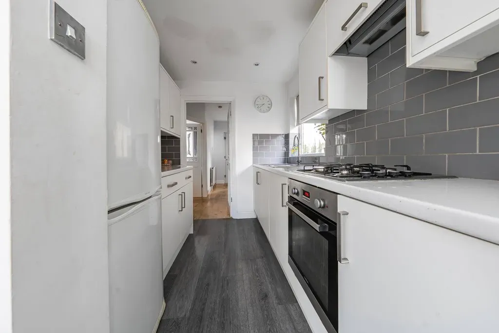Oxford Gardens, Denham, UB9, photo 32