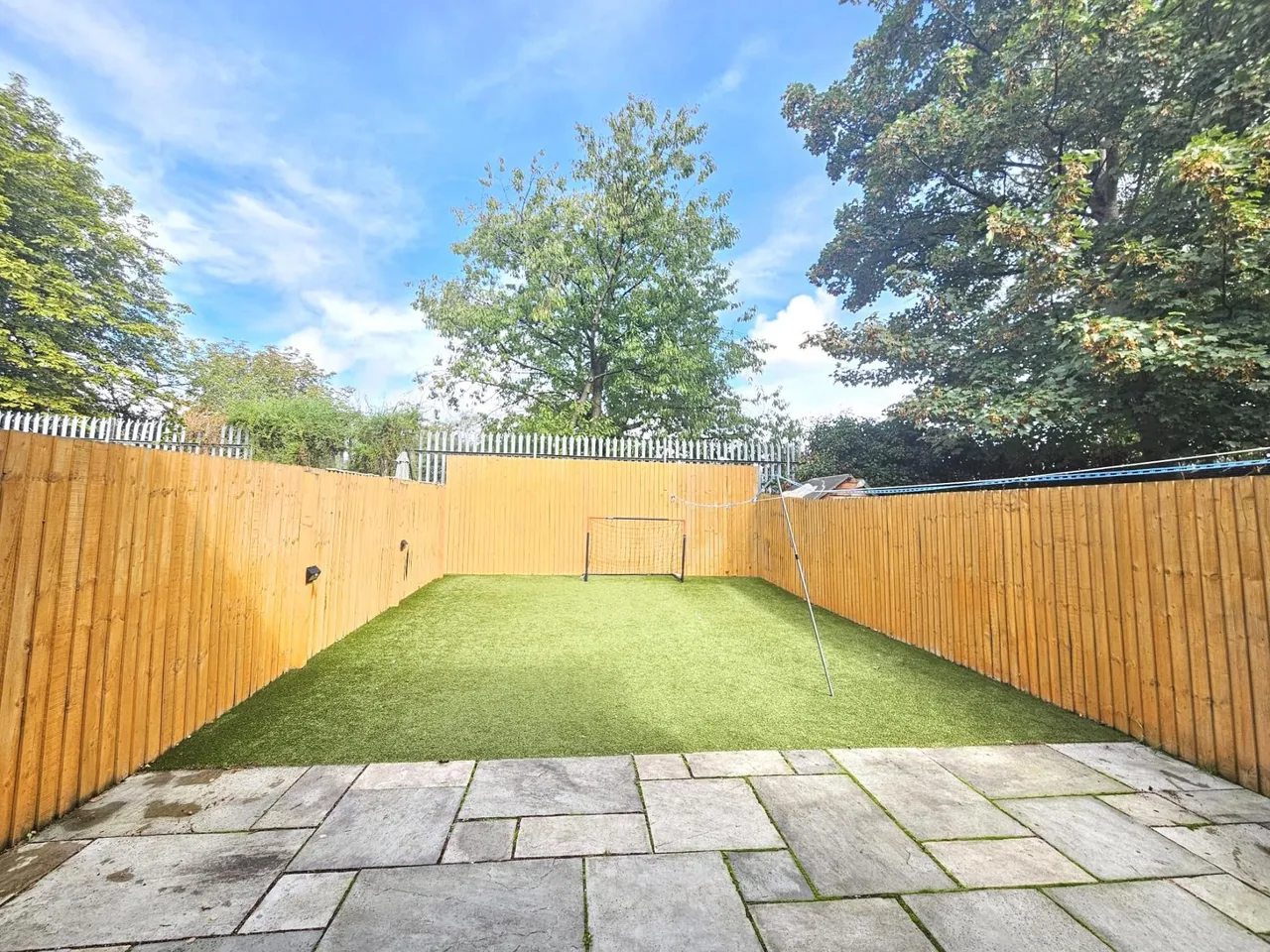Victoria Lane, Manchester, M27, photo 16