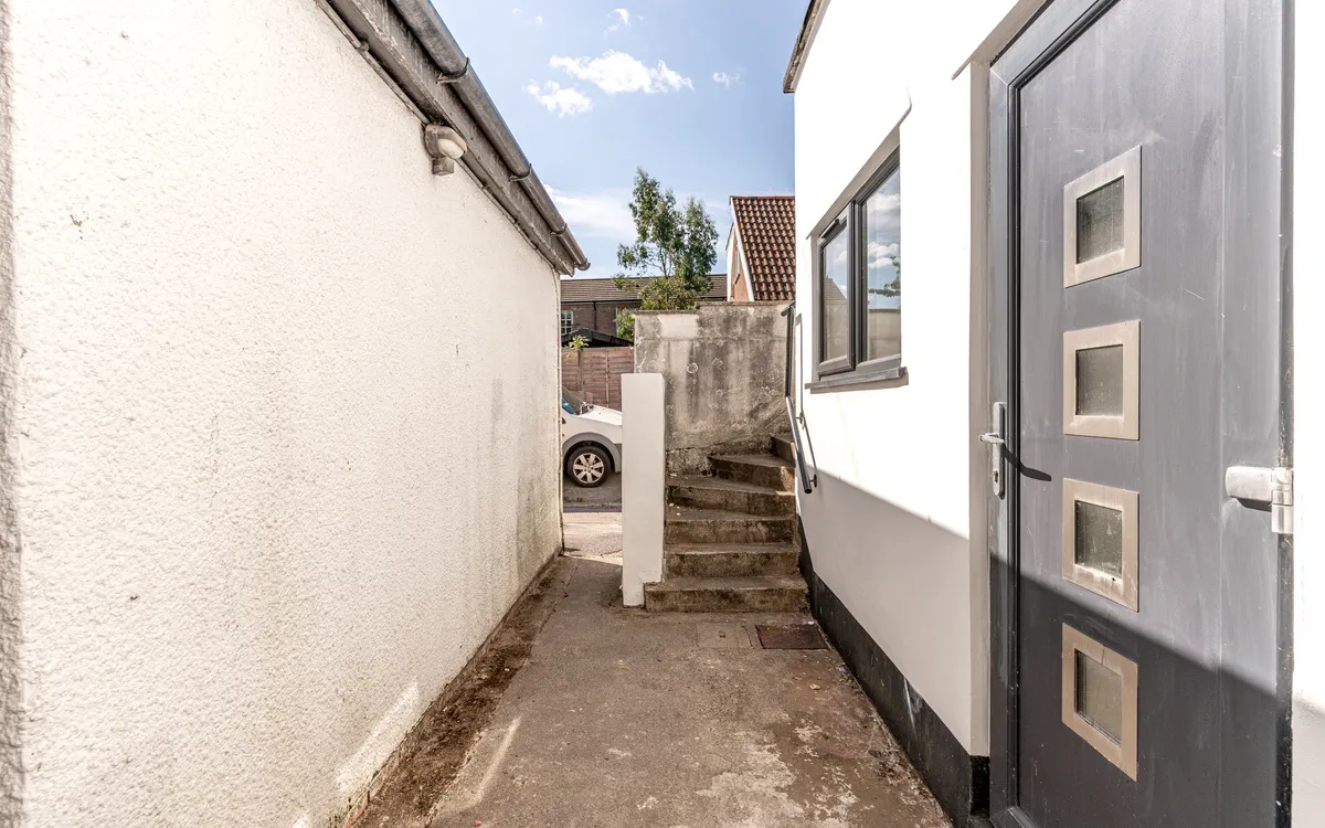 Bishopthorpe Road, Manor Farm, BS10, photo 12