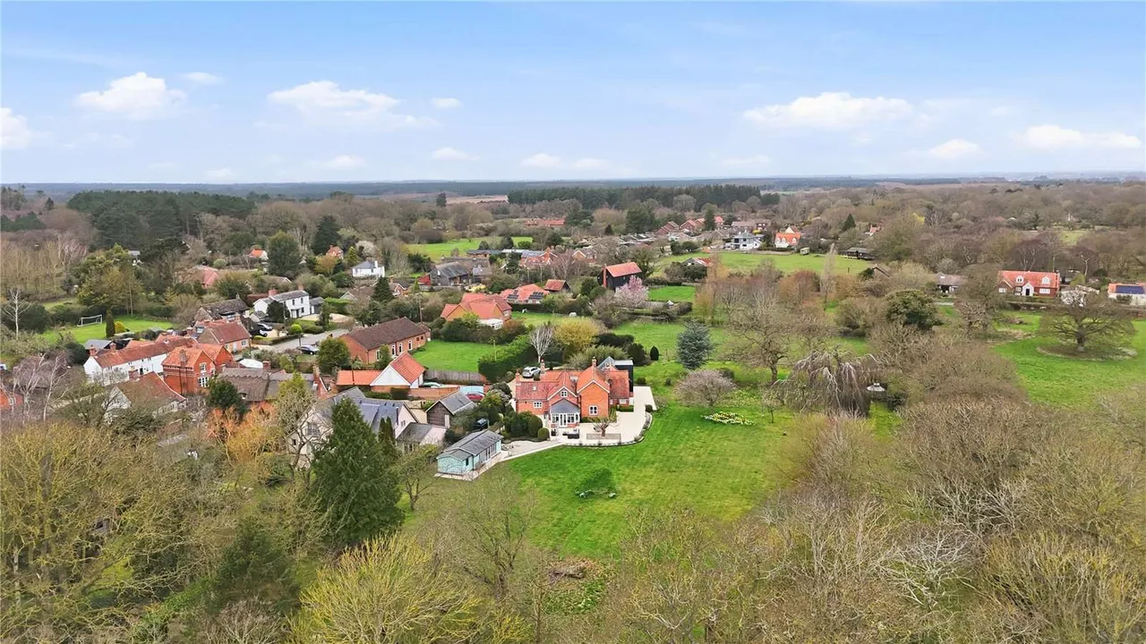 Bullace Lane, Sudbourne, IP12, photo 32