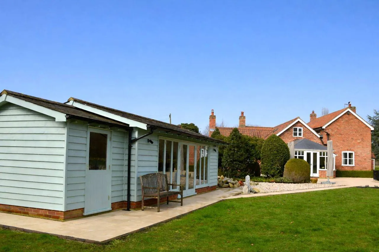 Bullace Lane, Sudbourne, IP12, photo 29