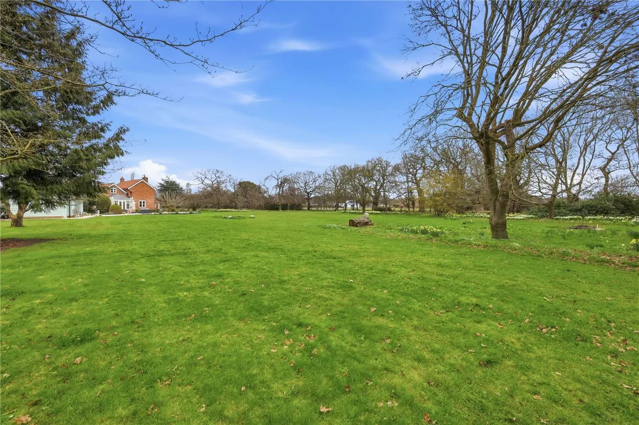 Bullace Lane, Sudbourne, IP12, photo 25