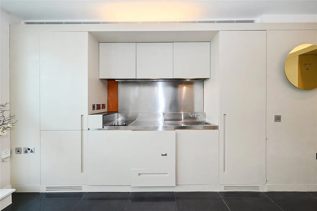 Pan Peninsula Square, London, E14, photo 7