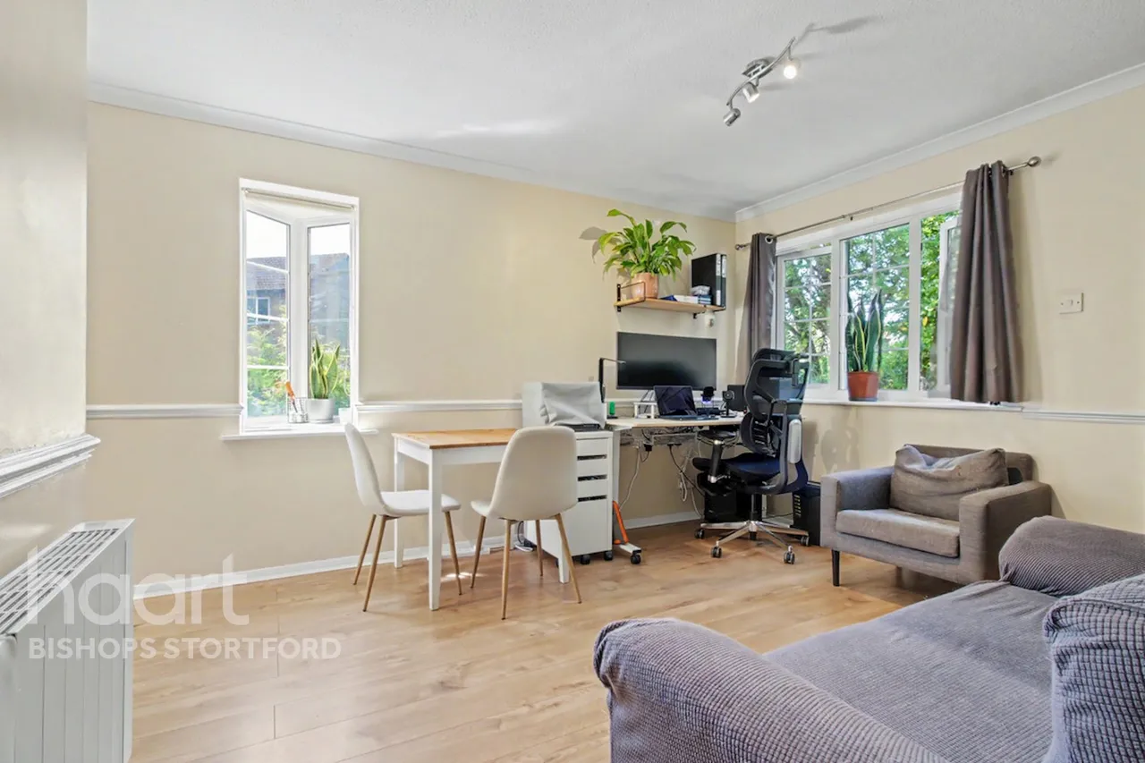 Calverley Close, Bishop's Stortford, CM23, photo 5
