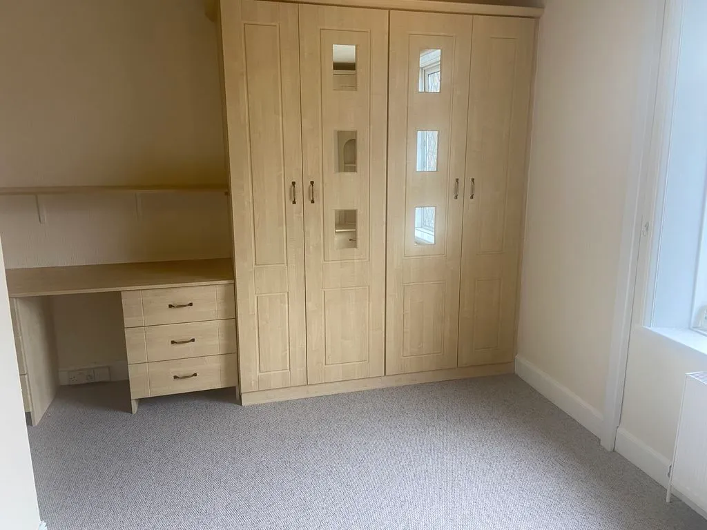 Rochdale Road, Firgrove, OL16, photo 10
