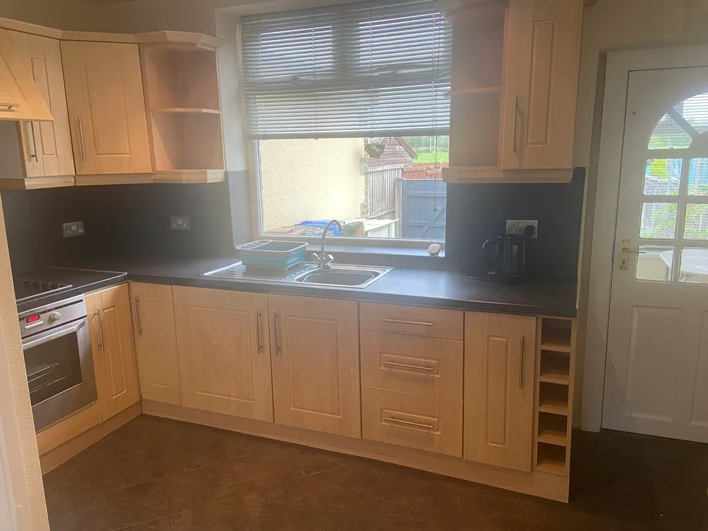 Rochdale Road, Firgrove, OL16, photo 5