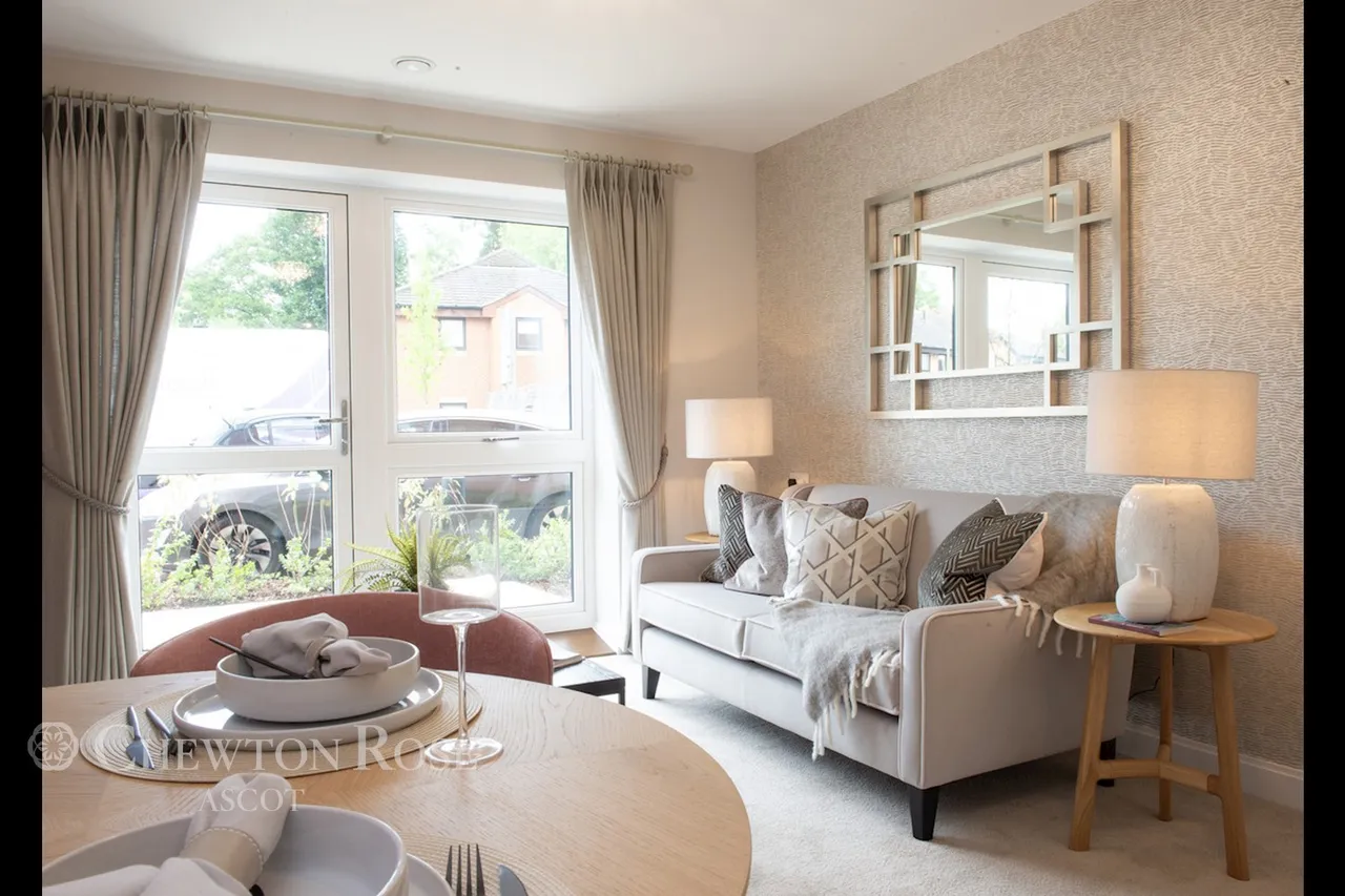London Road, Bgashot, photo 10