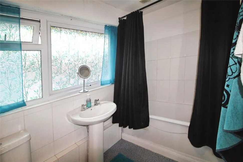 Ravel Close, Basingstoke, Hampshire, RG22, photo 12